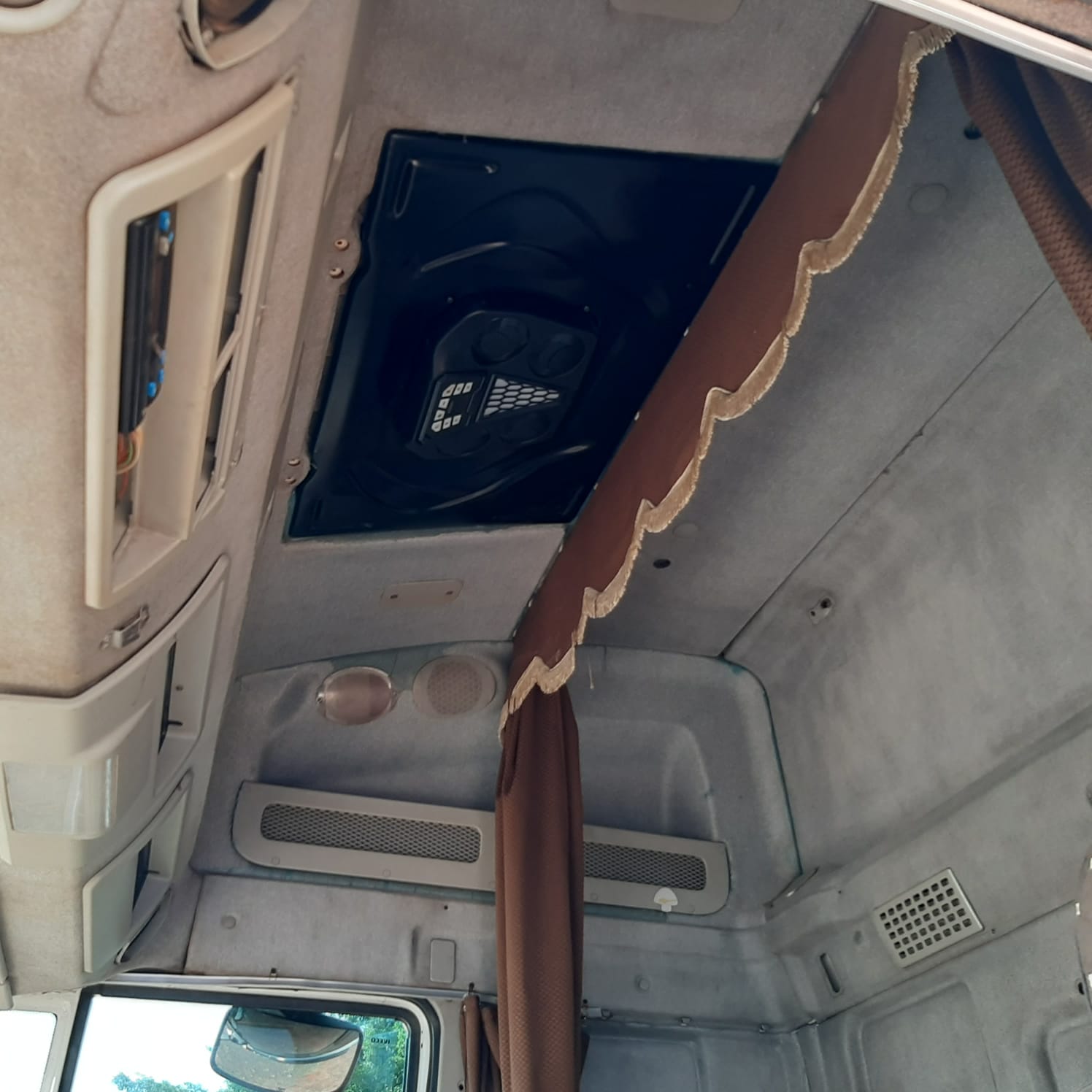 CAVALO MECÂNICO IVECO STRALIS 380 2008/2008 de MegaTruck MS no Mato Grosso do Sul