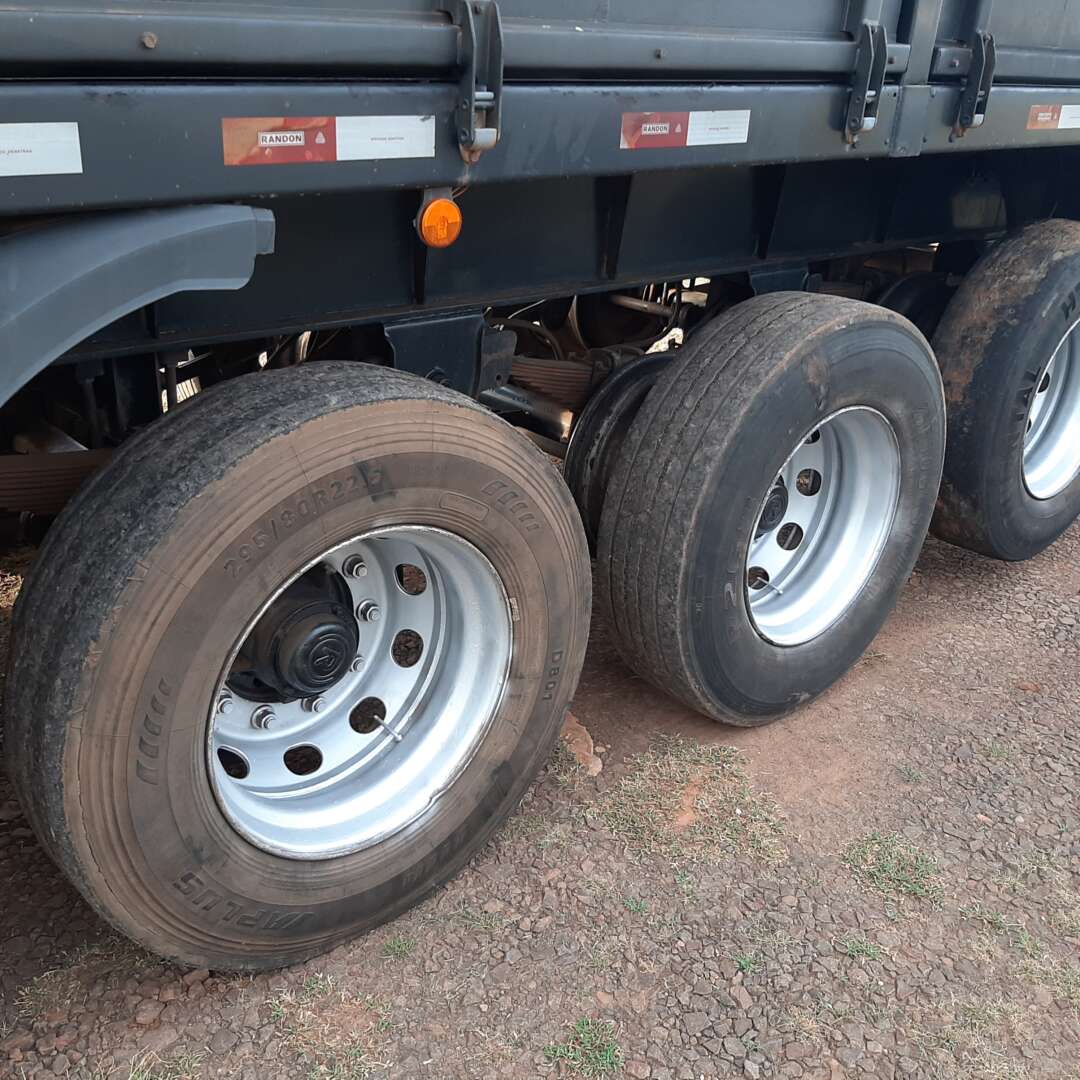 LS Graneleira Randon de MegaTruck MS no Mato Grosso do Sul