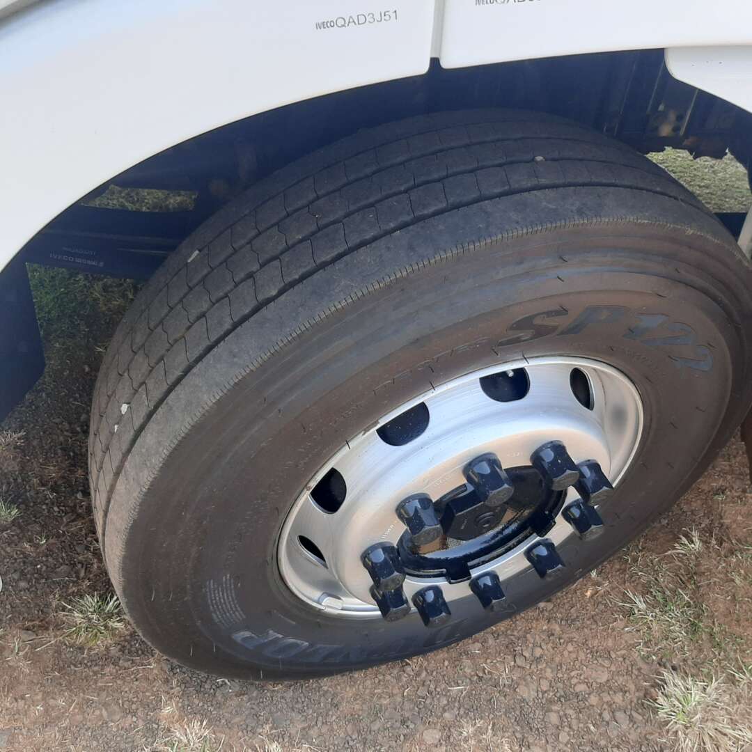 Iveco Stralis 440 Hi-Way de MegaTruck MS no Mato Grosso do Sul