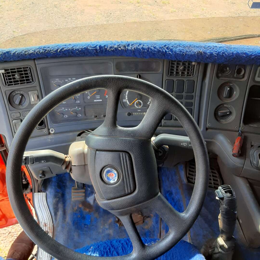 Scania 124 400 de MegaTruck MS no Mato Grosso do Sul