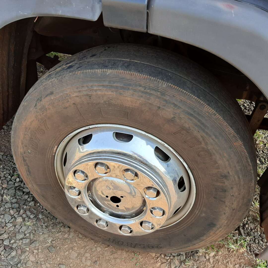 Scania 124 400 de MegaTruck MS no Mato Grosso do Sul