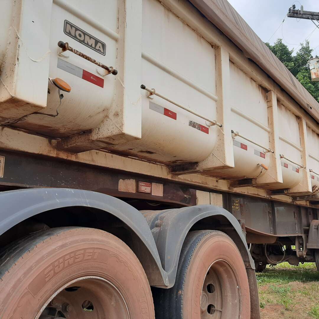 Carreta RODOTREM CACAMBA Noma ANO 2013 6 Eixos de MegaTruck MS no Mato Grosso do Sul