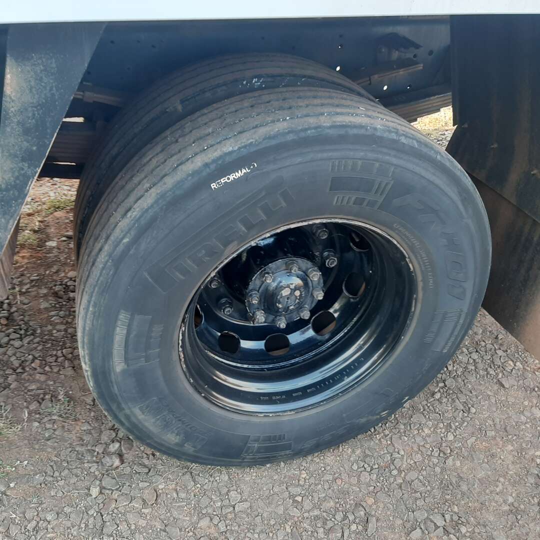 Caminhão VOLKSWAGEN VW 17280 Baú Frigorífico ANO 2012 de MegaTruck MS no Mato Grosso do Sul