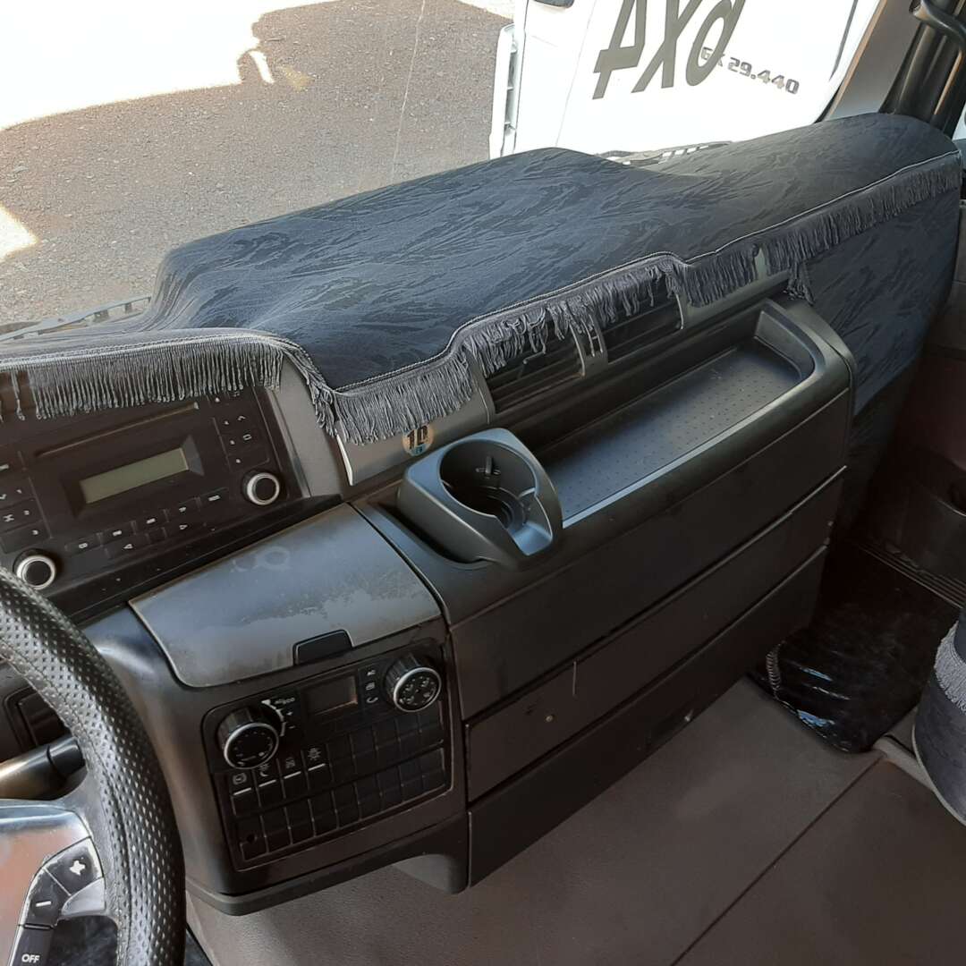 Caminhão MAN TGX 29 440 Cavalo Mecânico ANO 2013 de MegaTruck MS no Mato Grosso do Sul