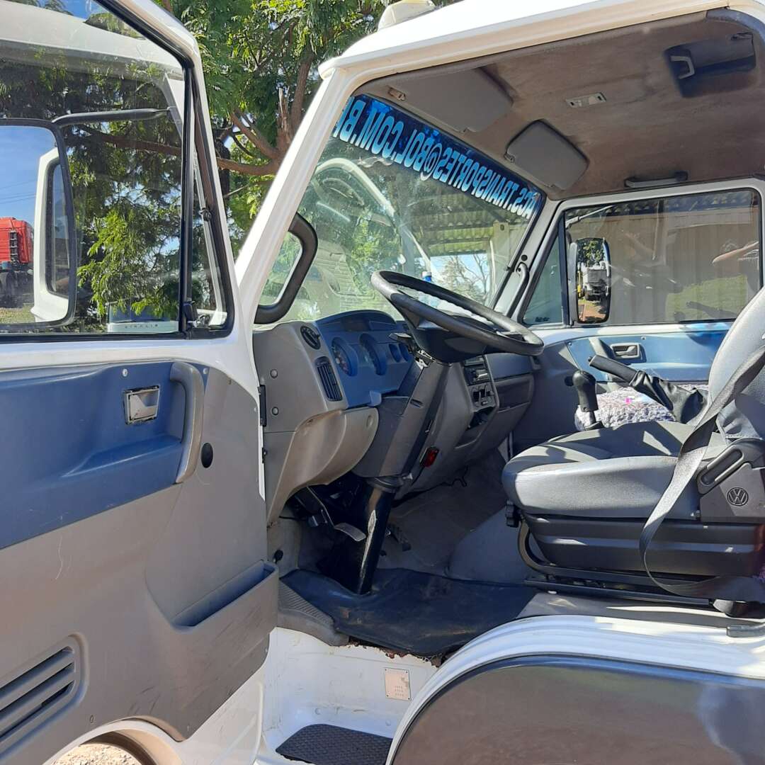 Caminhão VOLKSWAGEN VW 5140 Plataforma ANO 2009 de MegaTruck MS no Mato Grosso do Sul