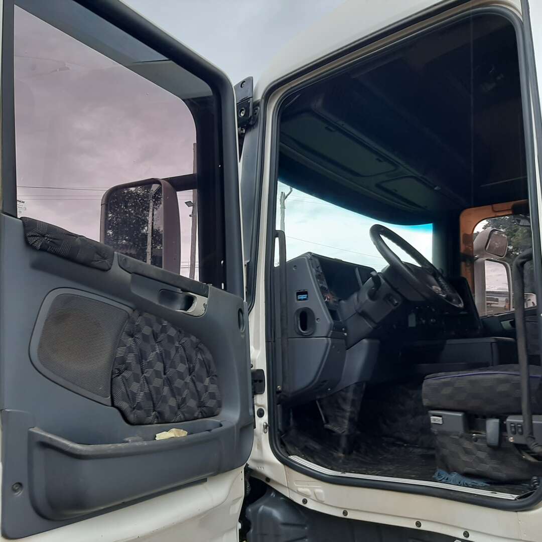 Caminhão SCANIA 420 Cavalo Mecânico ANO 2010 de MegaTruck MS no Mato Grosso do Sul