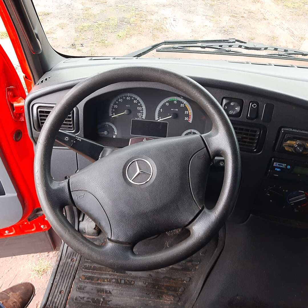 Caminhão MERCEDES BENZ MB 1016 Baú Furgão ANO 2014 de MegaTruck MS no Mato Grosso do Sul