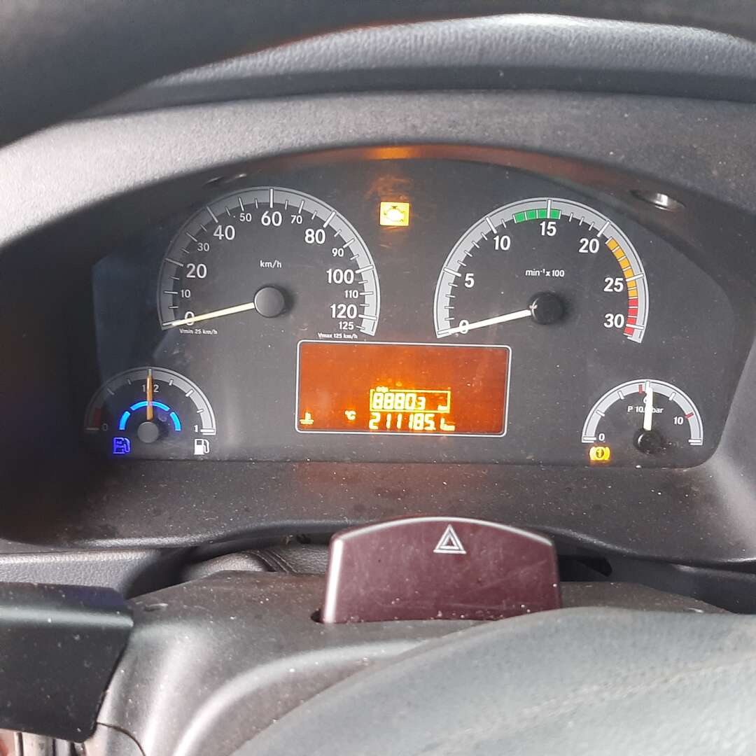 Caminhão MERCEDES BENZ MB 1016 Baú Furgão ANO 2014 de MegaTruck MS no Mato Grosso do Sul