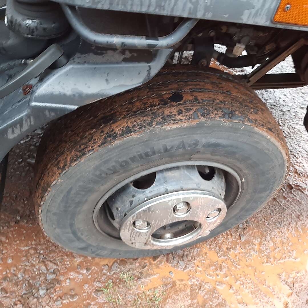 Caminhão MERCEDES BENZ MB 1016 Baú Furgão ANO 2014 de MegaTruck MS no Mato Grosso do Sul