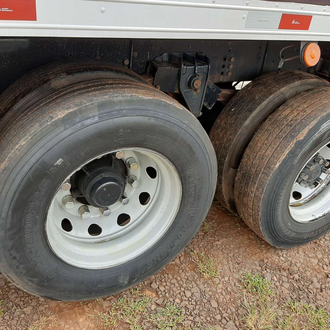 Caminhão FORD CARGO 2429 Baú Frigorífico ANO 2017 de MegaTruck MS no Mato Grosso do Sul