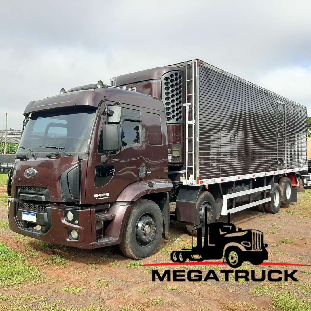 Caminhão FORD CARGO 2429 Baú Frigorífico ANO 2017 de MegaTruck MS no Mato Grosso do Sul