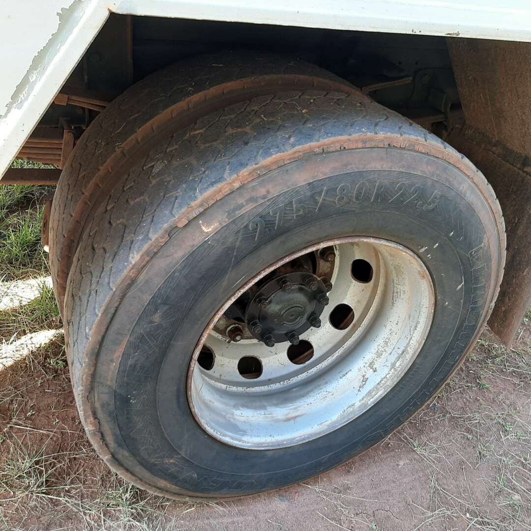 Caminhão VOLKSWAGEN VW 15190 Coletor de Lixo ANO 2012 de MegaTruck MS no Mato Grosso do Sul