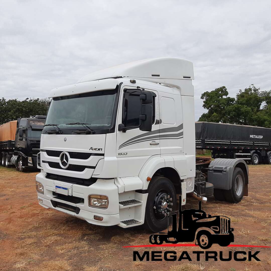 Caminhão MERCEDES BENZ MB 1933 Cavalo Mecânico ANO 2010 de MegaTruck MS no Mato Grosso do Sul