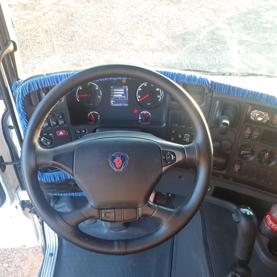 Caminhão SCANIA 420 Cavalo Mecânico ANO 2011 de MegaTruck MS no Mato Grosso do Sul