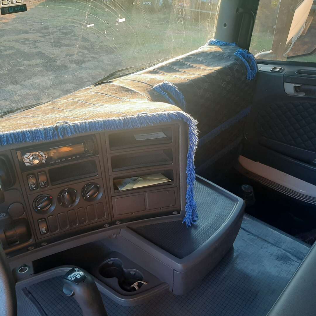 Caminhão SCANIA 420 Cavalo Mecânico ANO 2011 de MegaTruck MS no Mato Grosso do Sul