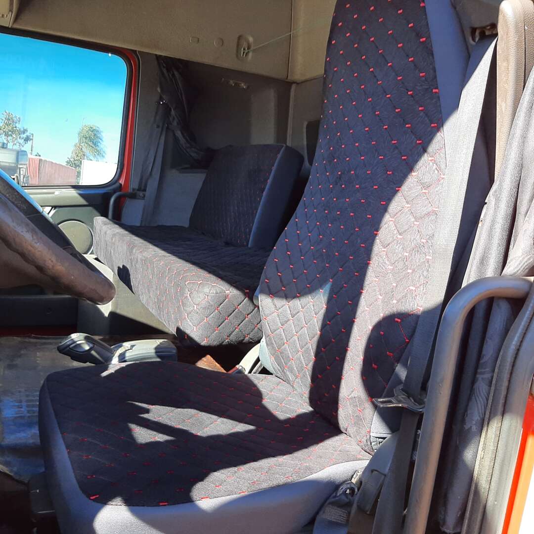 Caminhão VOLVO FH 440 Cavalo Mecânico ANO 2011 de MegaTruck MS no Mato Grosso do Sul