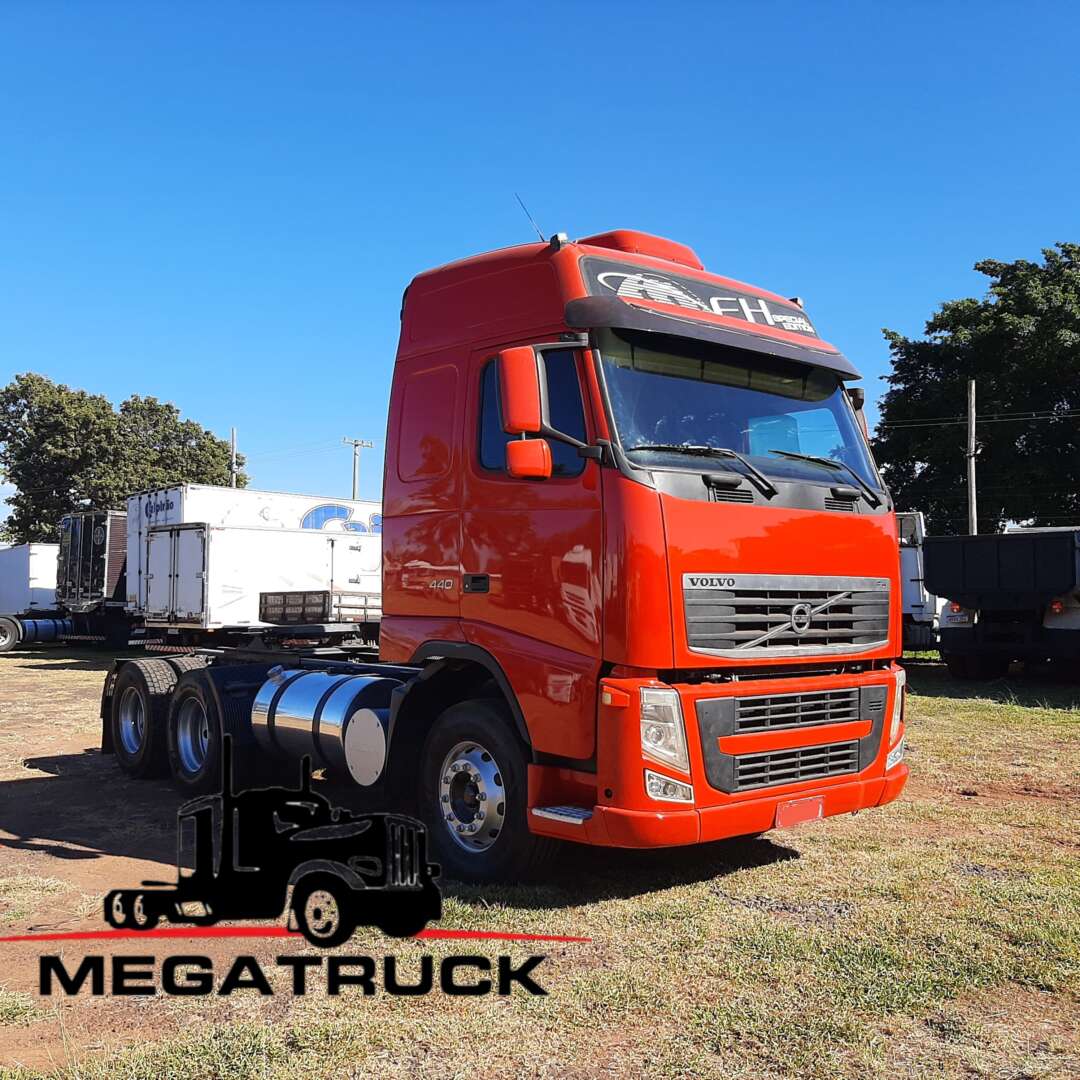 Caminhão VOLVO FH 440 Cavalo Mecânico ANO 2011 de MegaTruck MS no Mato Grosso do Sul