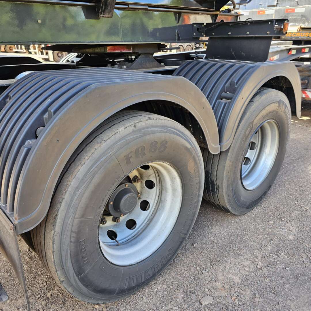 Carreta BITREM 9 EIXOS CACAMBA Recrusul ANO 2022 6 Eixos de MegaTruck MS no Mato Grosso do Sul