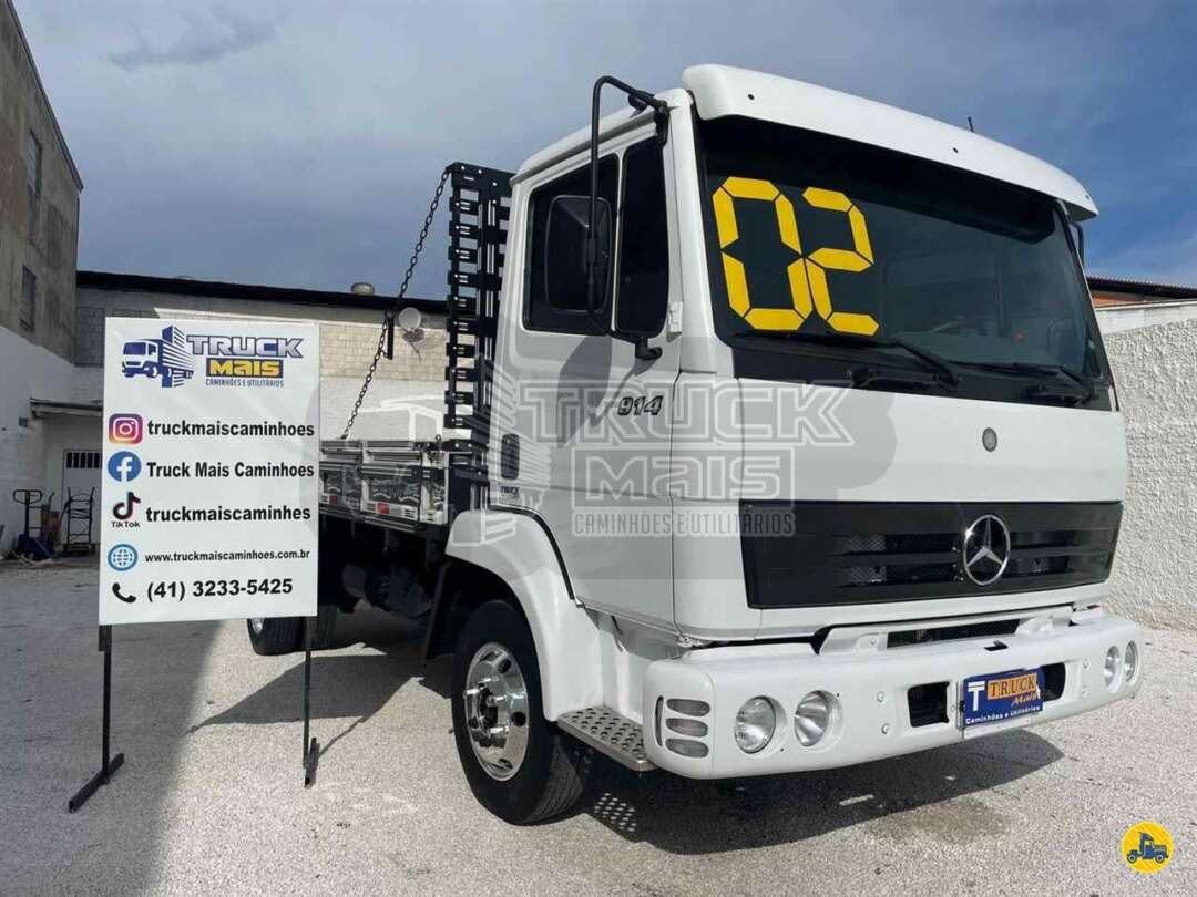 Caminhão MERCEDES BENZ MB 914 Carroceria ANO 2002 de Truck Mais Caminhões no Paraná