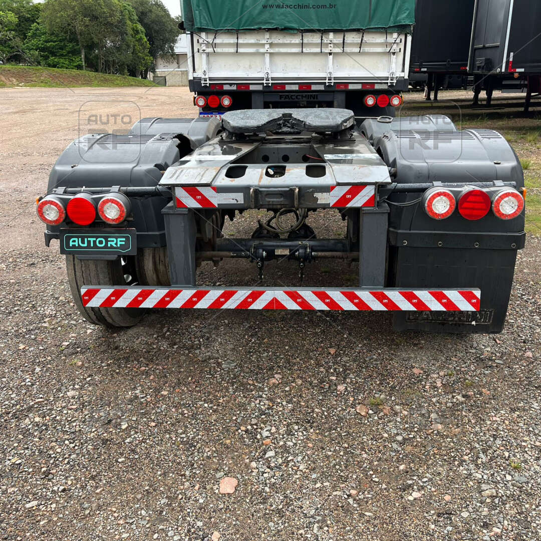 Carreta BITREM GRANELEIRO Facchini ANO 2019 10 Eixos de Auto RF Curitiba PR no Paraná