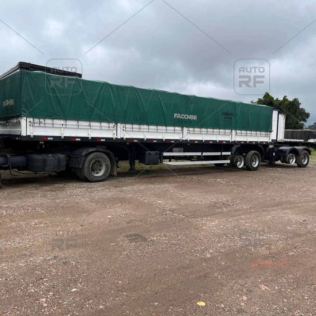 Carreta BITREM GRANELEIRO Facchini ANO 2019 10 Eixos de Auto RF Curitiba PR no Paraná