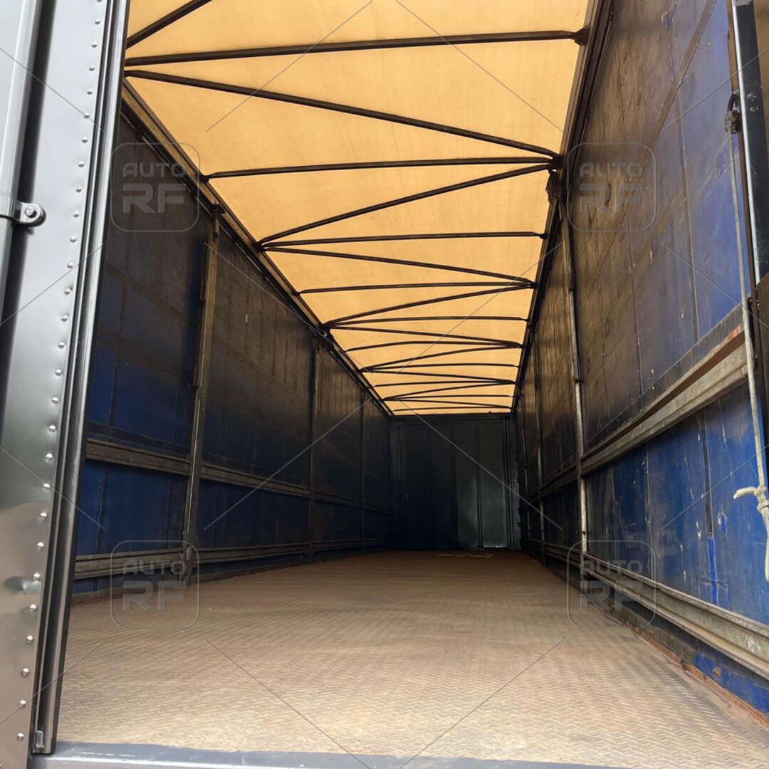 Carreta SEMI-REBOQUE BAU SIDER Randon ANO 2007 3 Eixos de Auto RF Curitiba PR no Paraná