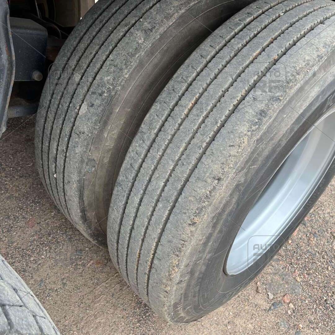 Carreta SEMI-REBOQUE BAU SIDER Randon ANO 2007 3 Eixos de Auto RF Curitiba PR no Paraná