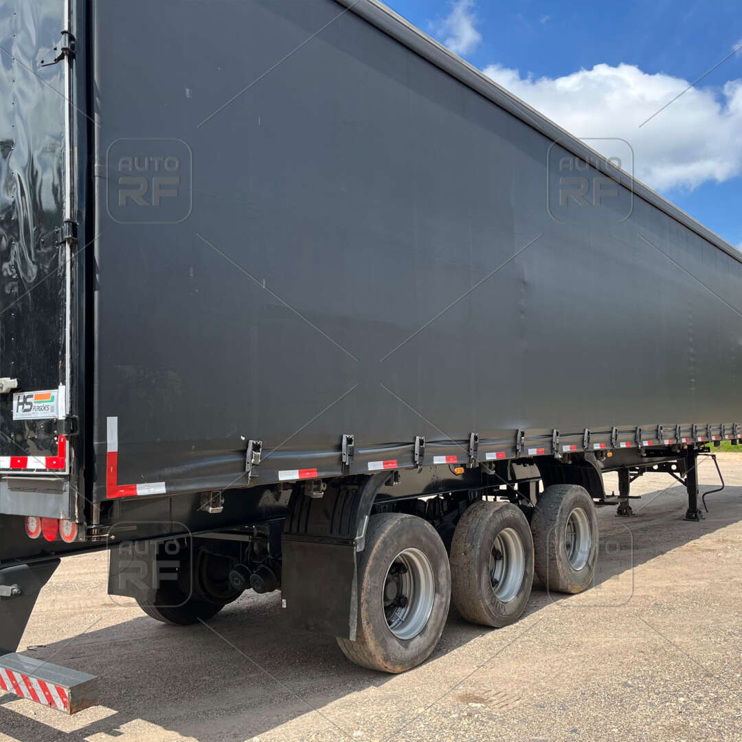 Carreta LS Sider 3 Eixos Reta Facchini 2010 30 Paletes de Auto RF Curitiba PR no Paraná