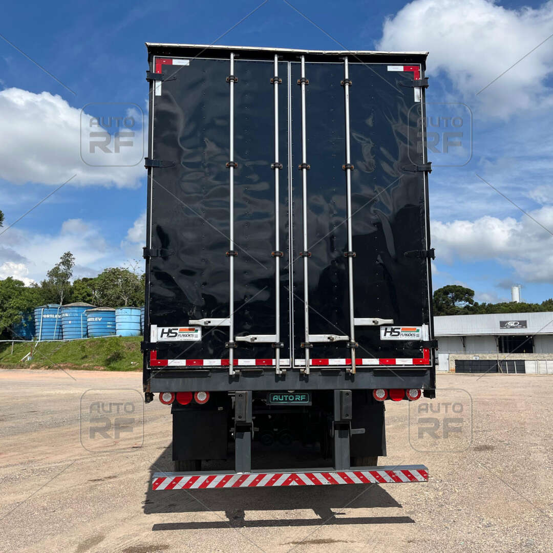 Carreta LS Sider 3 Eixos Reta Facchini 2010 30 Paletes de Auto RF Curitiba PR no Paraná