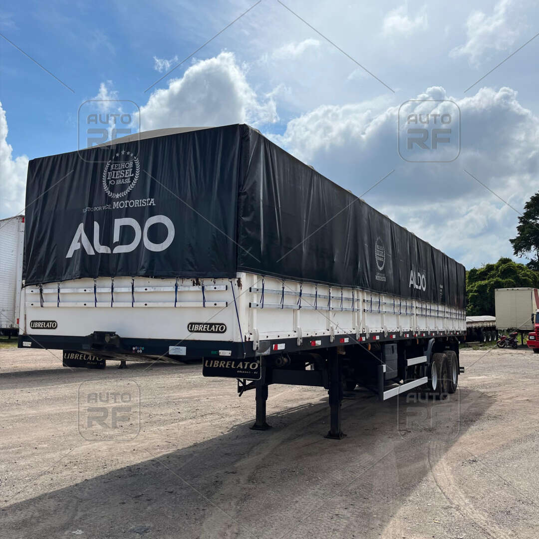 Carreta SEMI-REBOQUE GRANELEIRO Librelato ANO 2014 1 Eixo de Auto RF Curitiba PR no Paraná