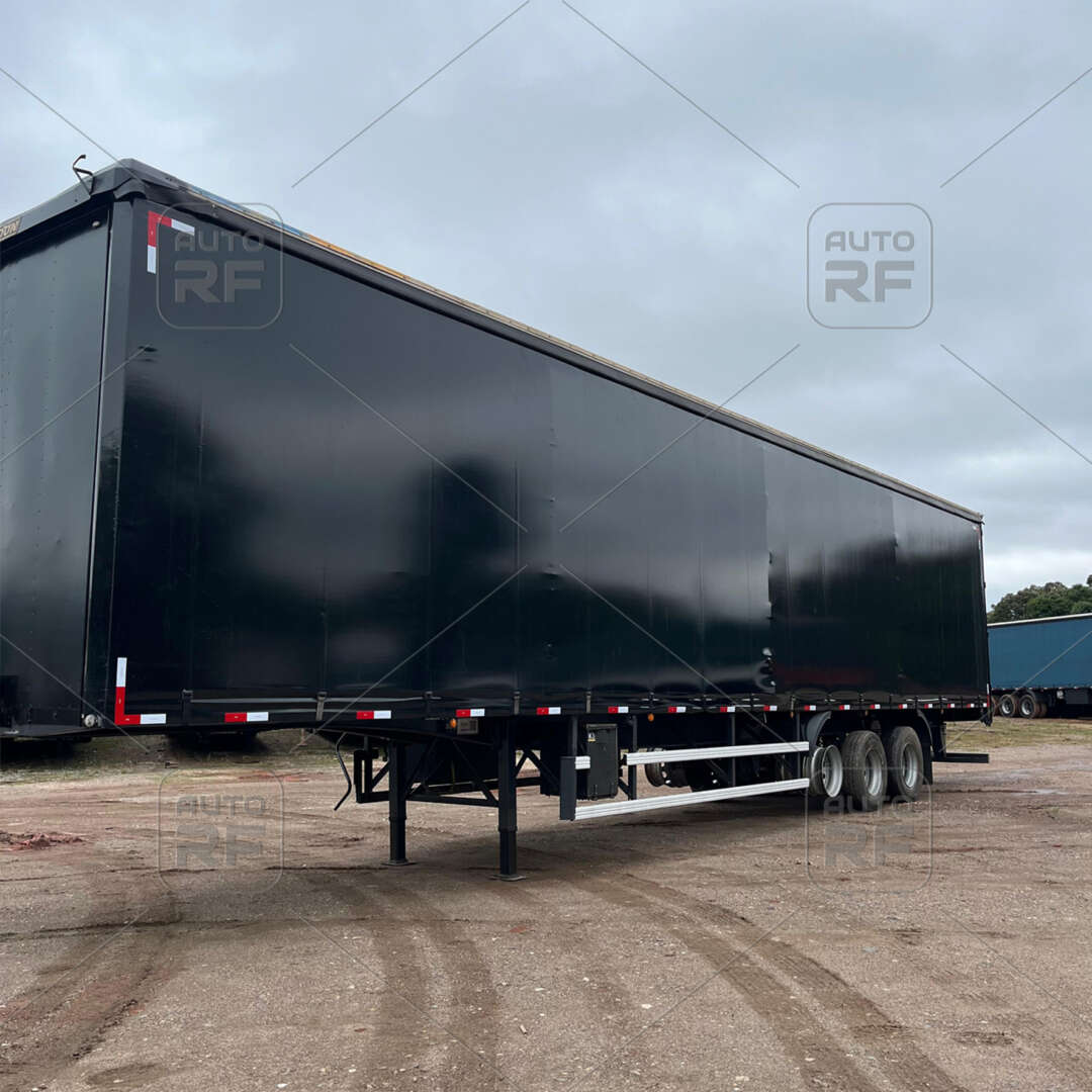 Carreta SEMI-REBOQUE BAU SIDER Randon ANO 2014 3 Eixos de Auto RF Curitiba PR no Paraná