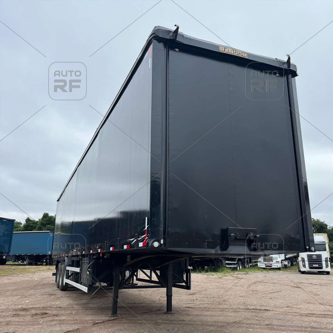 Carreta SEMI-REBOQUE BAU SIDER Randon ANO 2014 3 Eixos de Auto RF Curitiba PR no Paraná
