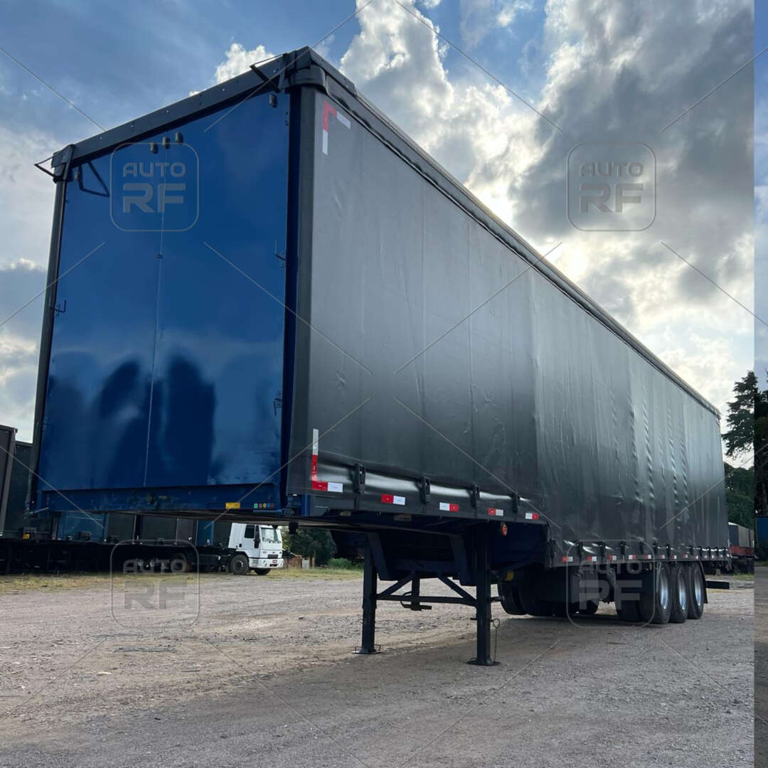 Carreta SEMI-REBOQUE BAU SIDER Guerra ANO 2005 3 Eixos de Auto RF Curitiba PR no Paraná