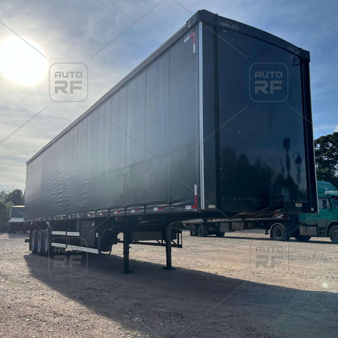 Carreta SEMI-REBOQUE BAU SIDER Librelato ANO 2017 3 Eixos de Auto RF Curitiba PR no Paraná
