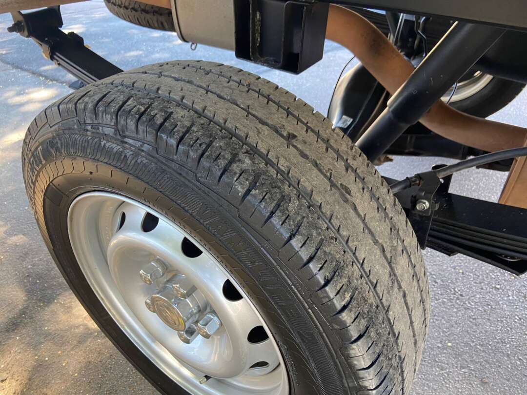 Caminhão HYUNDAI HR Carroceria ANO 2019 de Peregrino Caminhões no Paraná