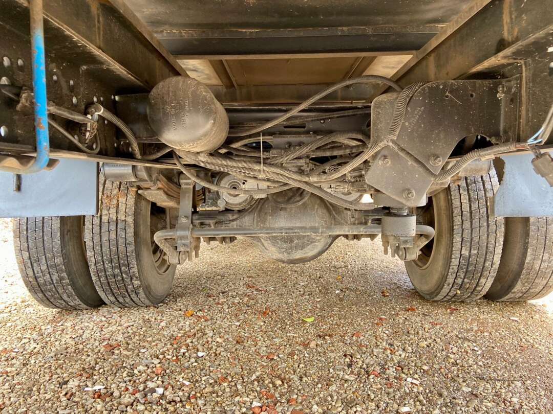 Caminhão VOLKSWAGEN VW 10160 Baú Furgão ANO 2015 de Peregrino Caminhões no Paraná