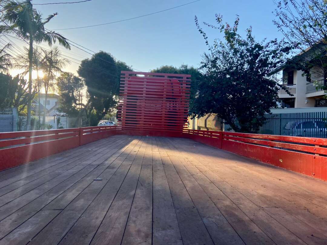 Caminhão IVECO TECTOR 240E28 Carga Seca ANO 2014 de Peregrino Caminhões no Paraná