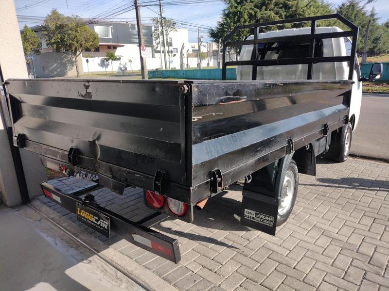 KIA BONGO K-2500 2.5 4X2 2020 de 1.000CAR Curitiba no Paraná