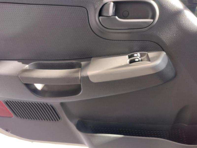 KIA BONGO K-2500 2.5 4X2 2020 de 1.000CAR Curitiba no Paraná