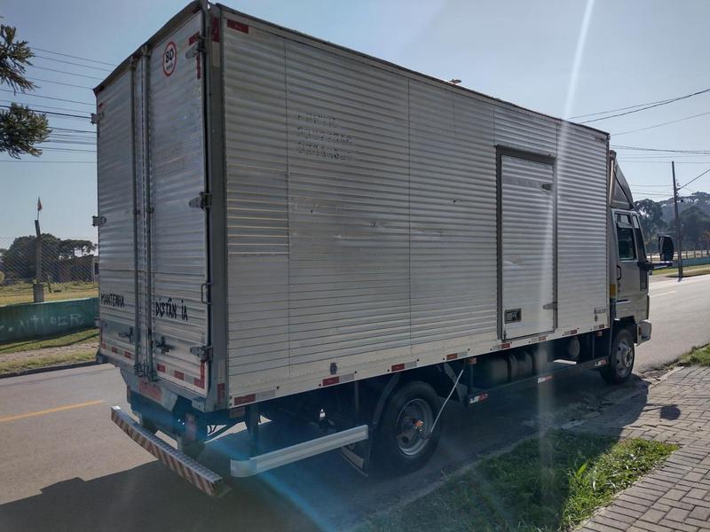 Caminhão FORD CARGO 815 Baú Furgão ANO 2012 de 1.000CAR Curitiba no Paraná