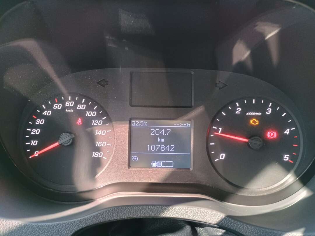 Caminhão MERCEDES BENZ SPRINTER Baú Furgão ANO 2021 de 1.000CAR Curitiba no Paraná