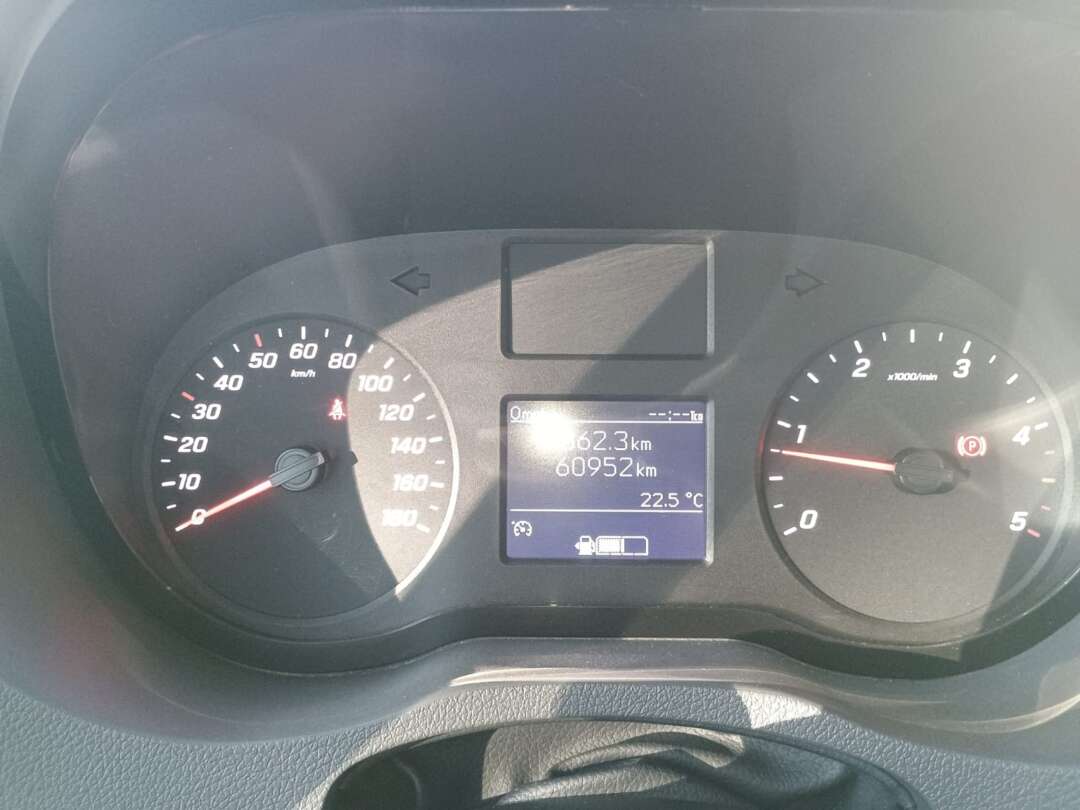 Caminhão MERCEDES BENZ SPRINTER Baú Furgão ANO 2022 de 1.000CAR Curitiba no Paraná