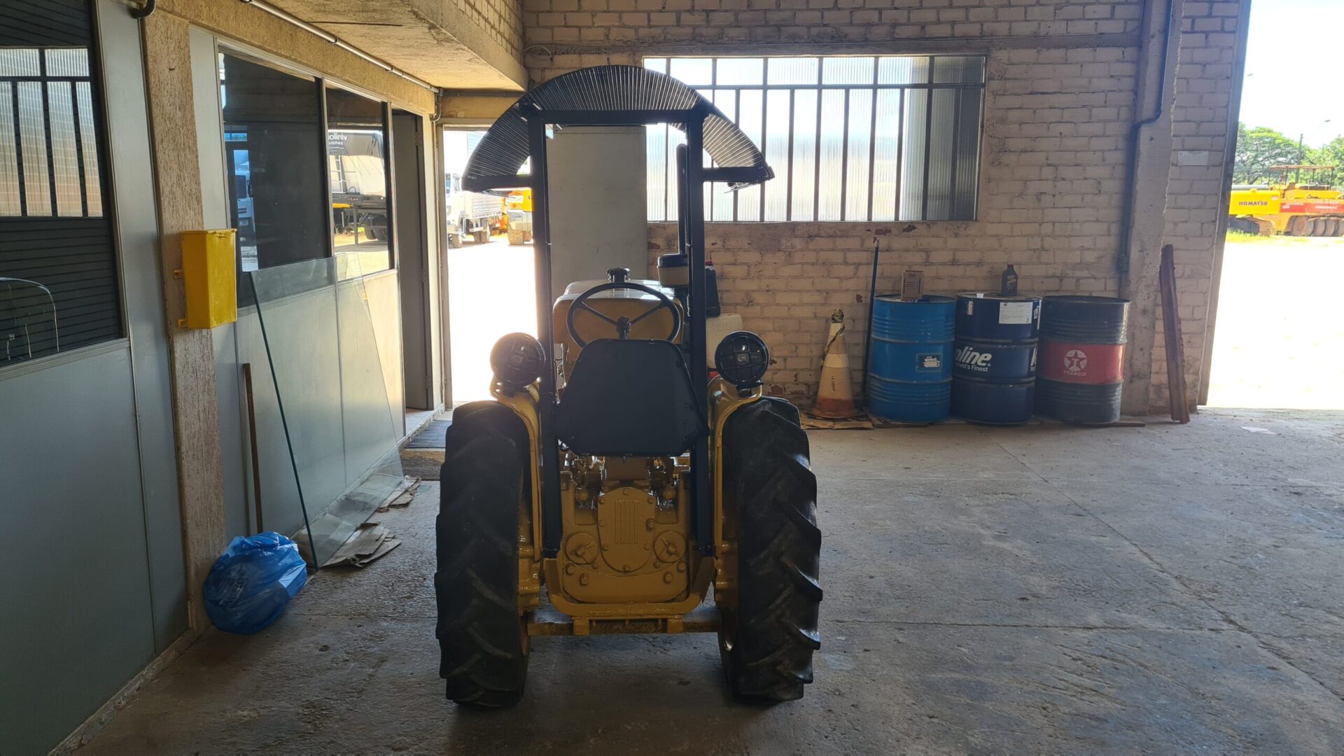 TRATOR AGRICOLA FIAT DE PNEU PARA COLECIONADORES de Br Tratores no Paraná