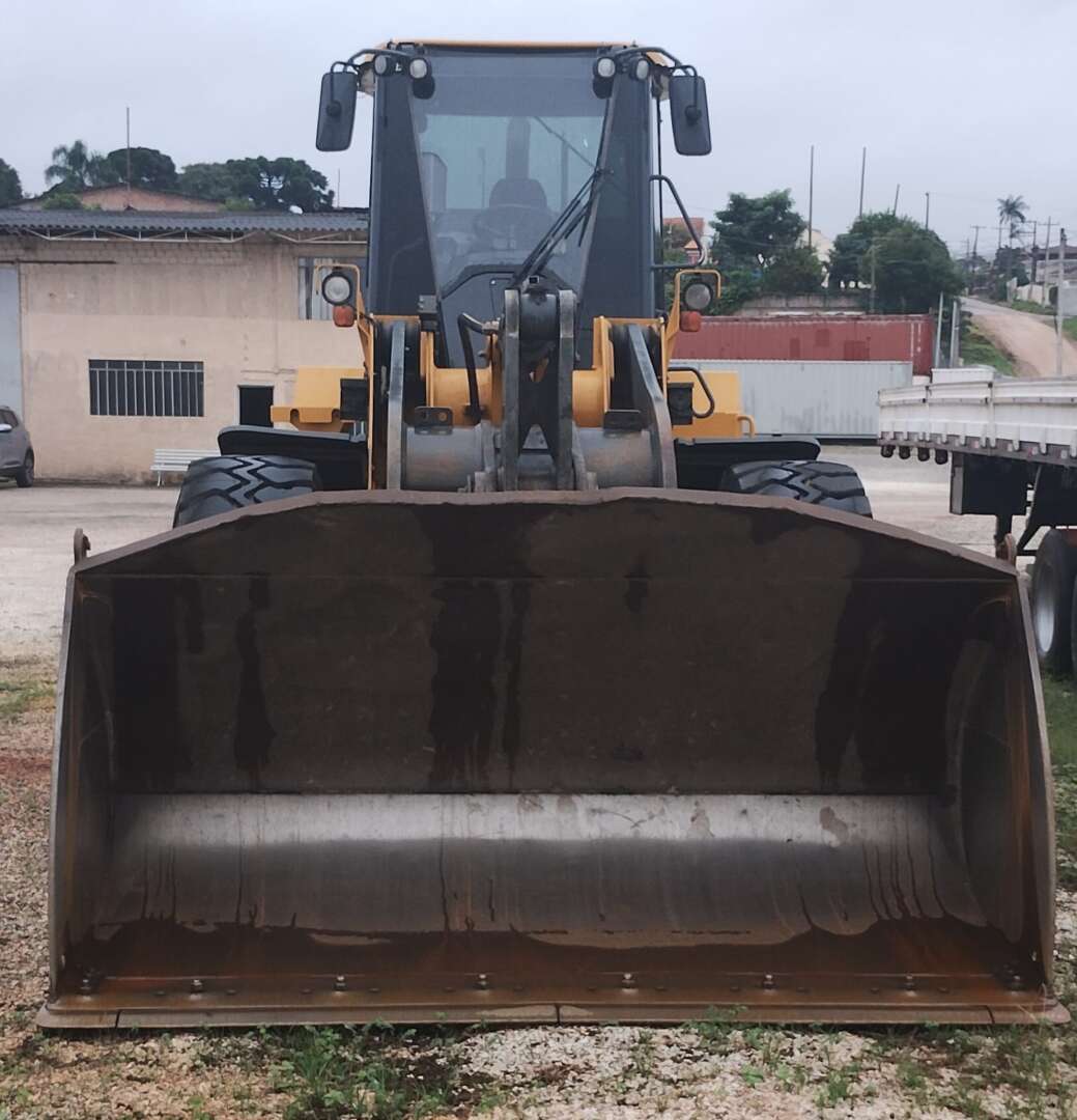 PA CARREGADEIRA JOHN DEERE 644K ANO 2021 de Br Tratores no Paraná