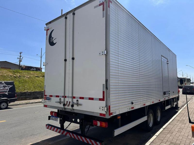 Caminhão MERCEDES BENZ MB 1316 Baú Furgão ANO 2020 de Michel Car no Paraná