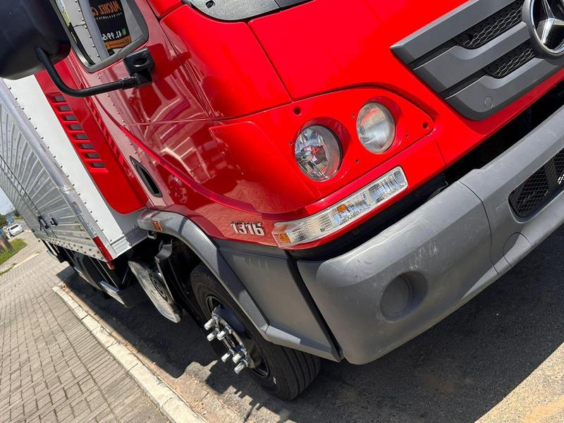 Caminhão MERCEDES BENZ MB 1316 Baú Furgão ANO 2020 de Michel Car no Paraná