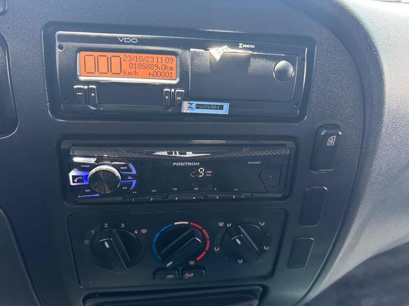 Caminhão MERCEDES BENZ MB 1316 Baú Furgão ANO 2020 de Michel Car no Paraná