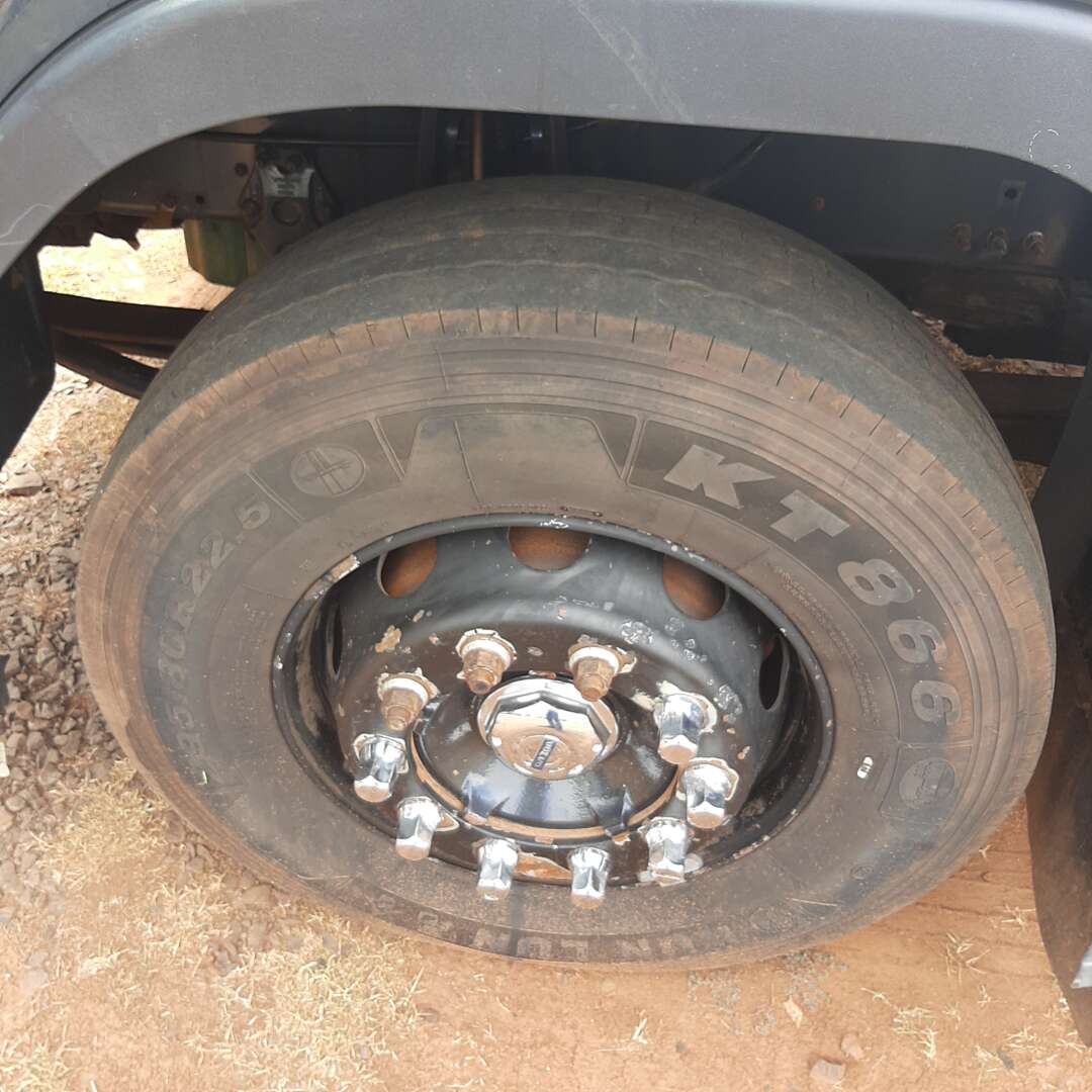 Caminhão VOLVO FH 400 Cavalo Mecânico ANO 2007 de MegaTruck MS no Mato Grosso do Sul