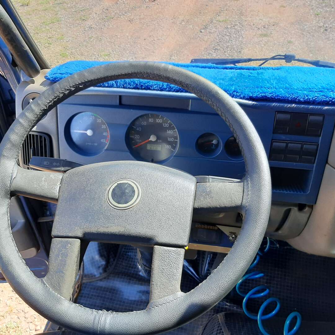 Caminhão VOLKSWAGEN VW 8150 Baú Refrigerado ANO 2009 de MegaTruck MS no Mato Grosso do Sul