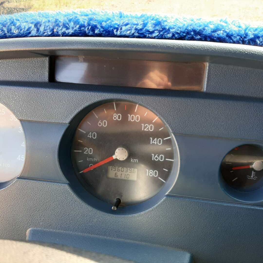 Caminhão VOLKSWAGEN VW 8150 Baú Refrigerado ANO 2009 de MegaTruck MS no Mato Grosso do Sul